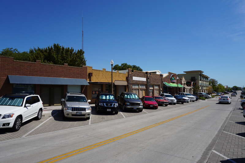 Hickory Street in Denton, Texas (United States).