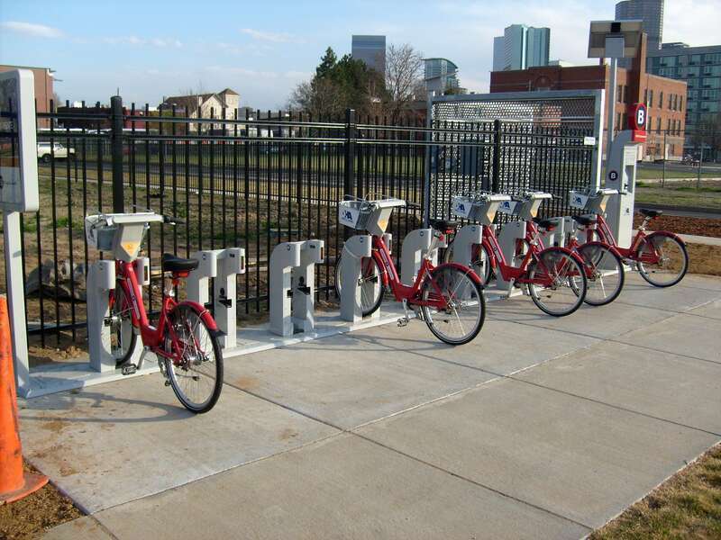 A Denver B-Cycle bike sharing station located at the corner of 25th St and Lawrence St.
