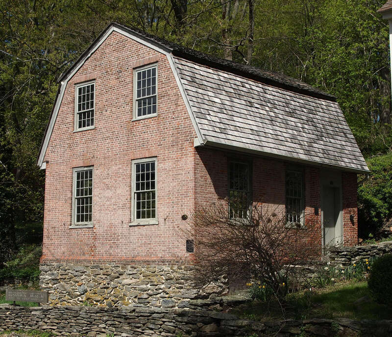 Connecticut - New London County - Norwich
National Register of Historic Places #70000717 NRIS
2011 May 01 Corner of Butts Lane and Washington, view NE
edit: crop

Sign in lower left says "Historical Museum"