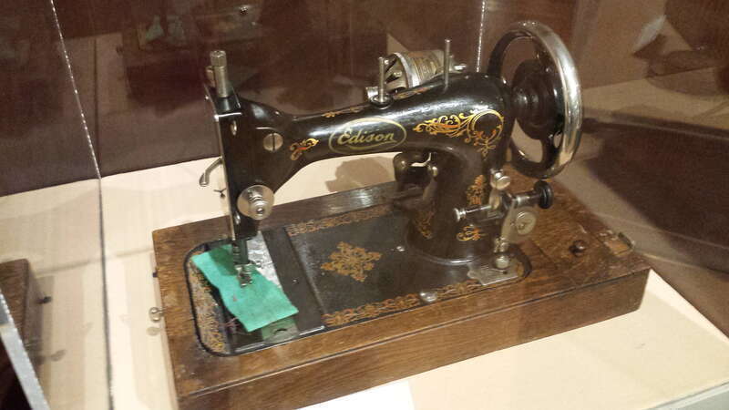 e:Edison Manufacturing Company sewing machine at the en:Museum of American Heritage