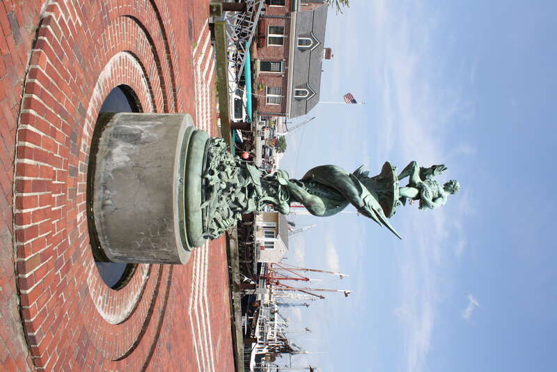 FISHERMAN STATUE