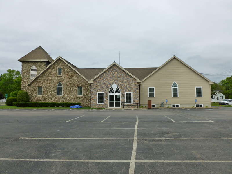 First Congregational Church, located at 785 South Main Street Raynham, Massachusetts 02767.  Southwest side of building shown.