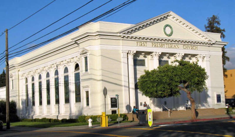 w:National Register of Historic Places listings in Alameda County, California.

First Presbyterian Church, 2001 Santa Clara Ave., Alameda, California, USA. Photographed 2008-10-04 from the southwest corner of Chestnut St. and Santa Clara Ave. 
Camera