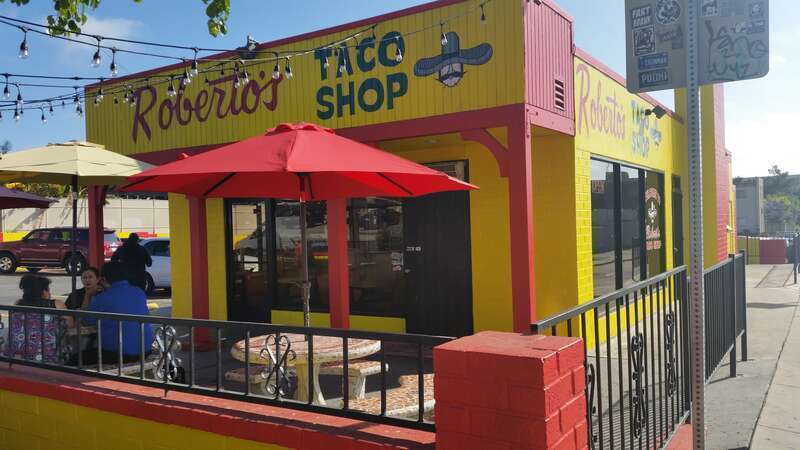 The first Roberto’s Taco Shop seen from the east, opened in 1964