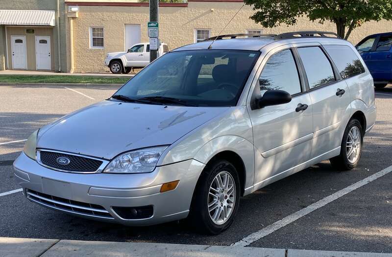 The front of a silver Ford Focus wagon