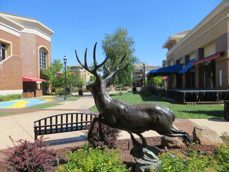 Fountains Mall 2588