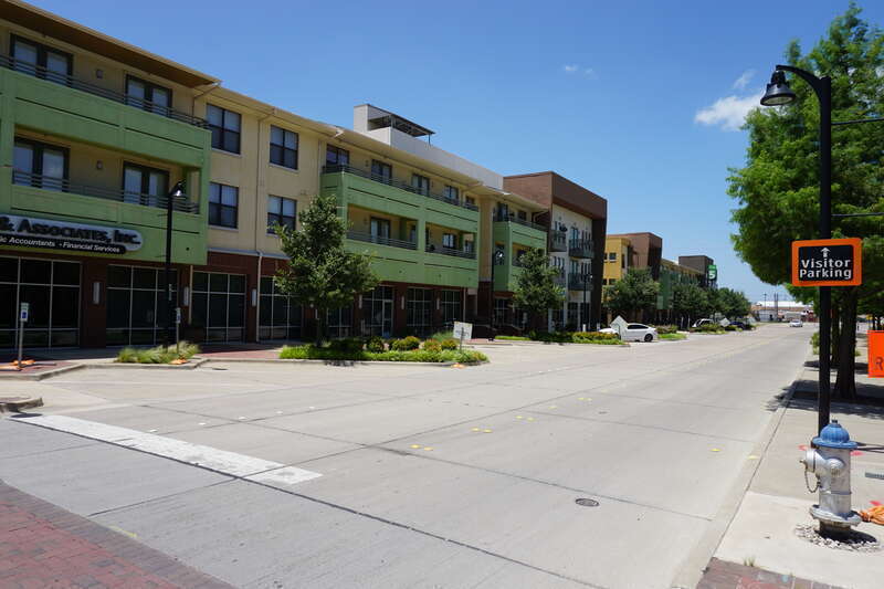 Fifth Street in Garland, Texas (United States).