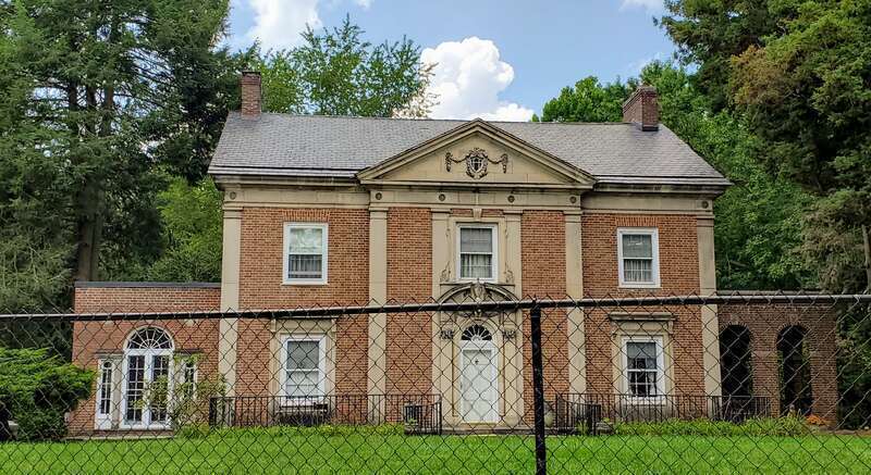 




This is an image of a place or building that is listed on the National Register of Historic Places in the United States of America. Its reference number is 77000991.

