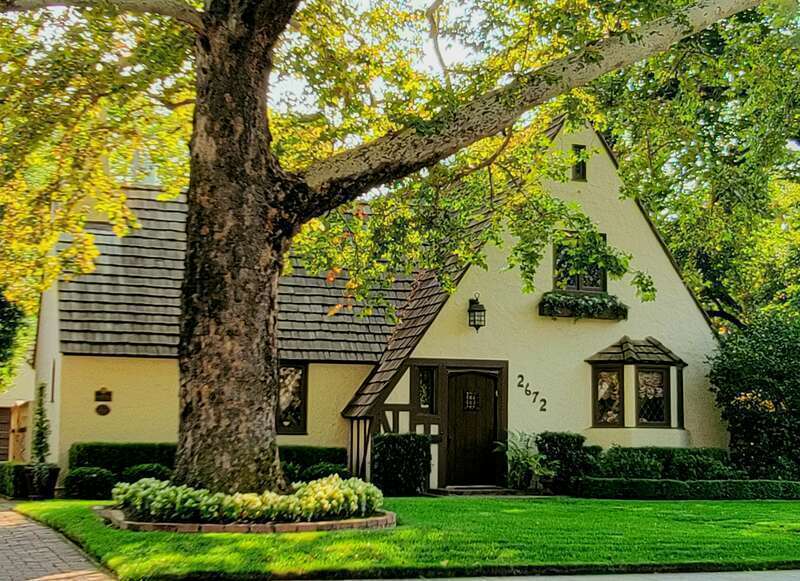 George &amp; Mabel Barr House