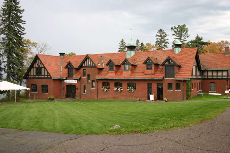 Glensheen carriage house
Glensheen Historic Estate museum

Duluth, Minnesota, USA