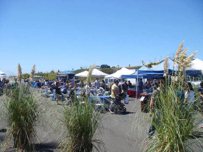 LOST Auction - food court area