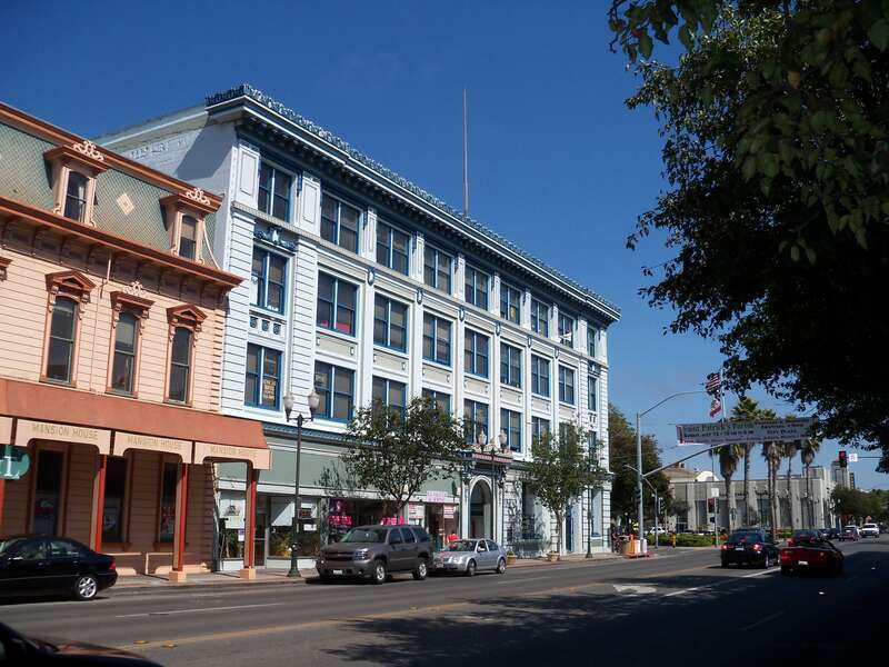 Lettunich Building