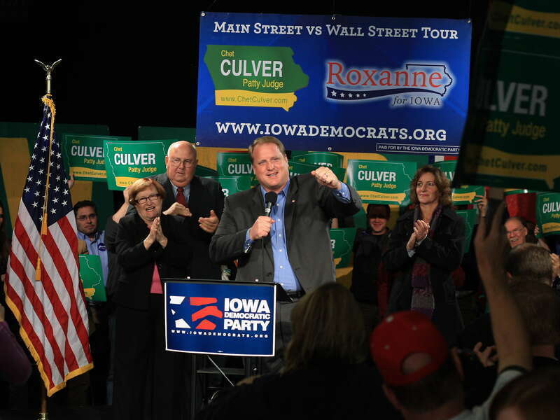 Governor Chet Culver fires up the crowd at a rally the night before the election.