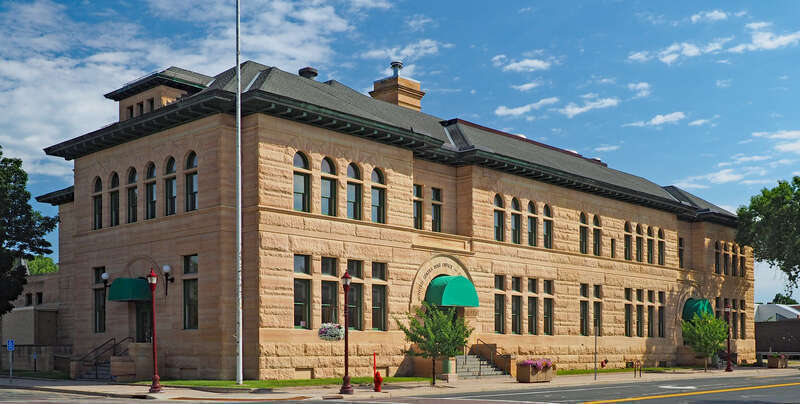 Old Federal Courthouse &amp; Post Office, 401 S 2nd St, Mankato, Minnesota, USA. Viewed from the north.





This is an image of a place or building that is listed on the National Register of Historic Places in the United States of America. Its