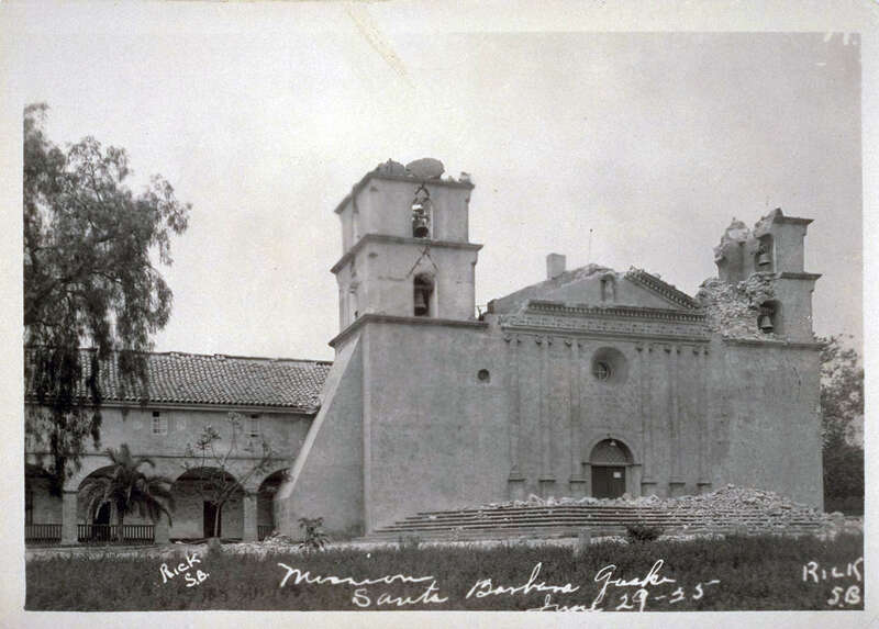 Mission Santa Barbara, after the Santa Barbara earthquake,  29 June  1925