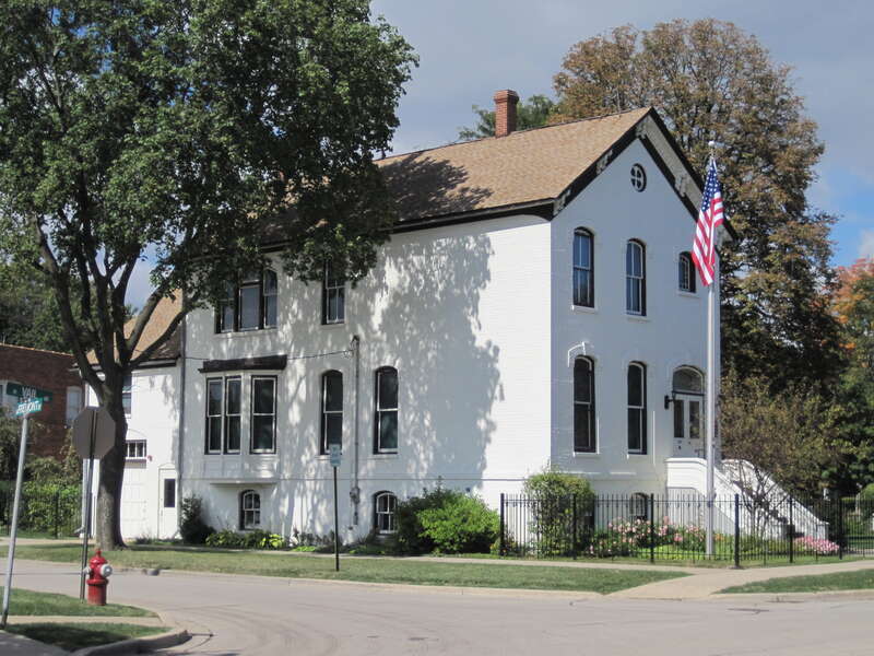 Muller House in Arlington Heights (1882). Frederick William Muller was born in Teterow, Germany who immigrated to Chicago in 1868. He worked at Sass &amp; Hefner, a soda water manufacturer, until 1872. One of the partners at the firm was Muller's