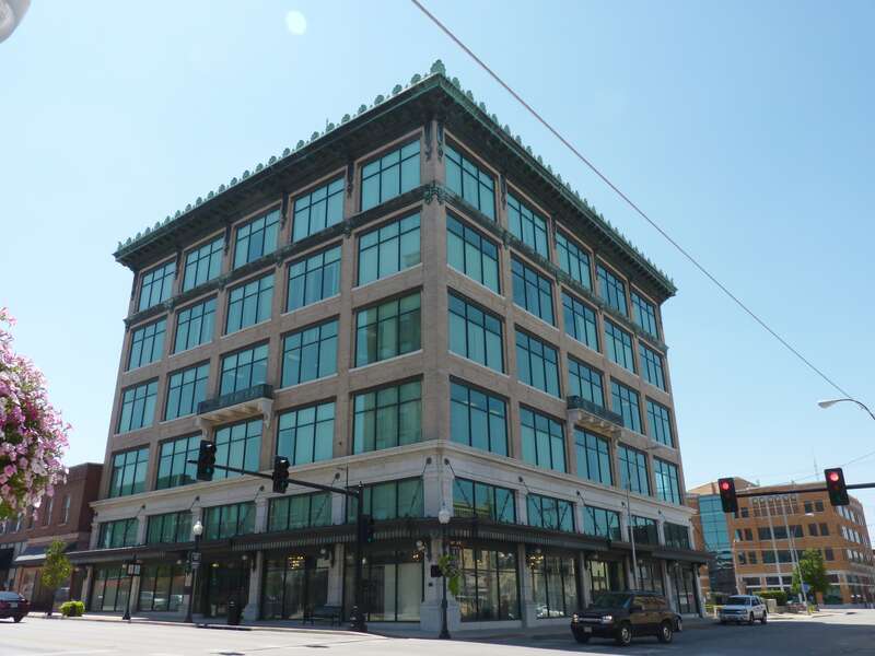 photo of the old Newman Brothers building, now the Joplin, MO City Hall.