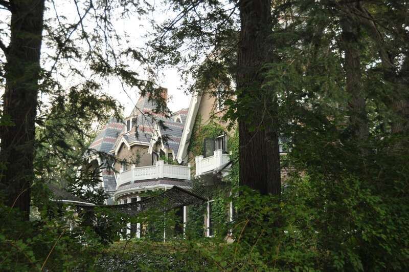 The historic Winslow-Haskell Mansion in Newton, Massachusetts.