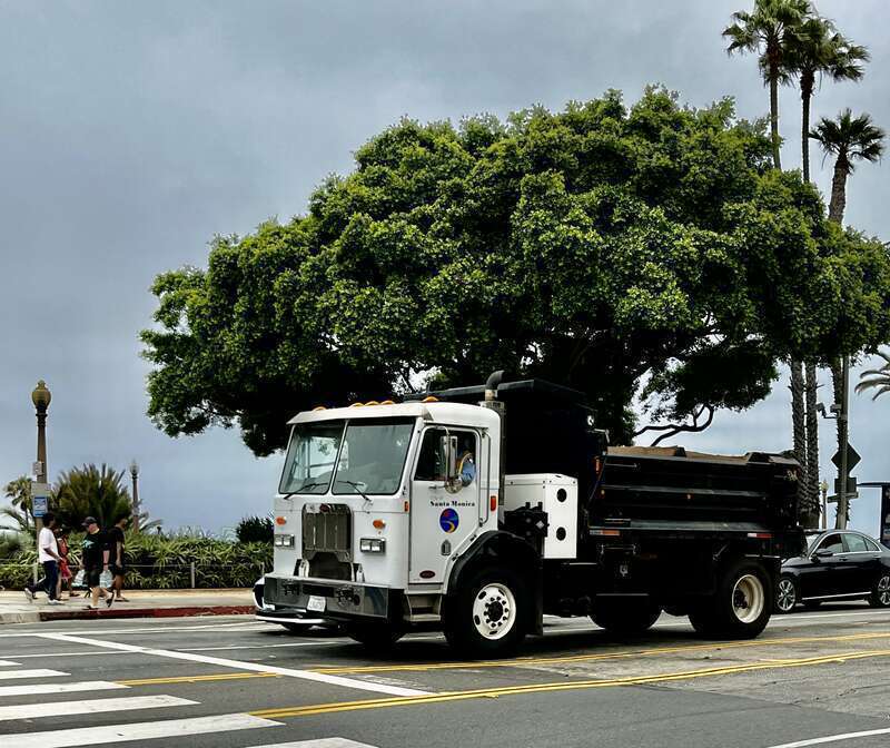 Ocean Avenue, Santa Monica, California a truck (July 2022)