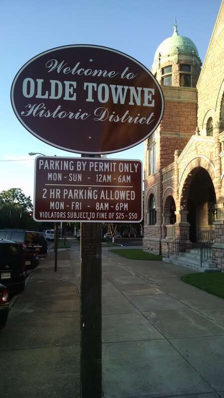 Portsmouth Olde Towne Historic District, Bounded by Crawford Pkwy., London St., the Elizabeth River, and extending 0.1 mi. W of Washington St. Portsmouth