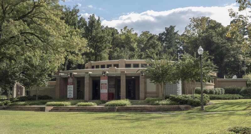 Queen City Pool and Pool House, Junction of Queen City Ave. and Riverside Dr. Tuscaloosa