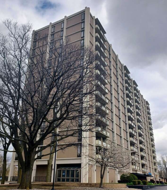 Three Rivers Apartments North, Fort Wayne, IN