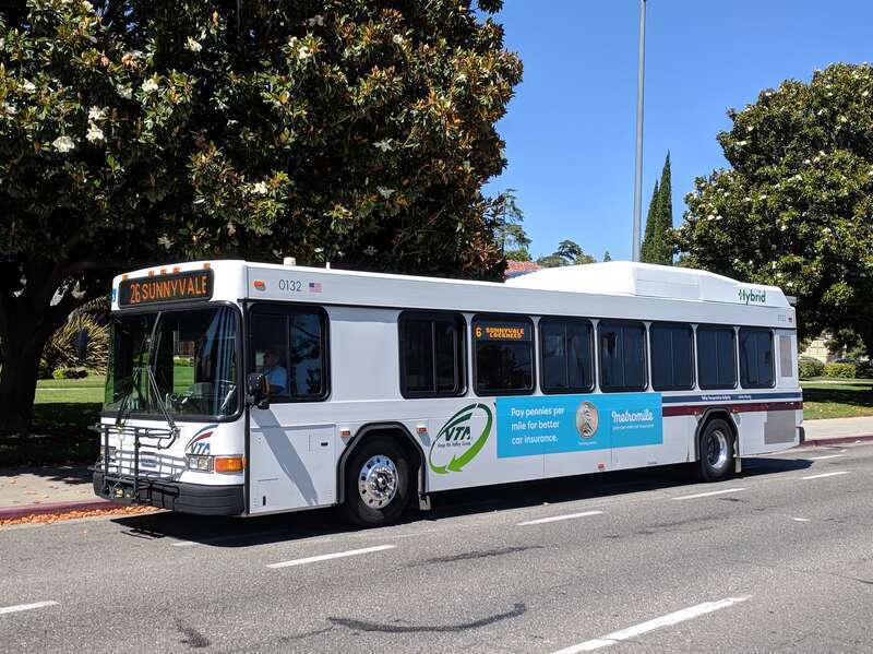 SCVTA bus number 0132, a Gillig Low Floor HEV, serving route 26 along Campbell Ave in Campbell, California. The destination sign on the front reads "26 SUNNYVALE".