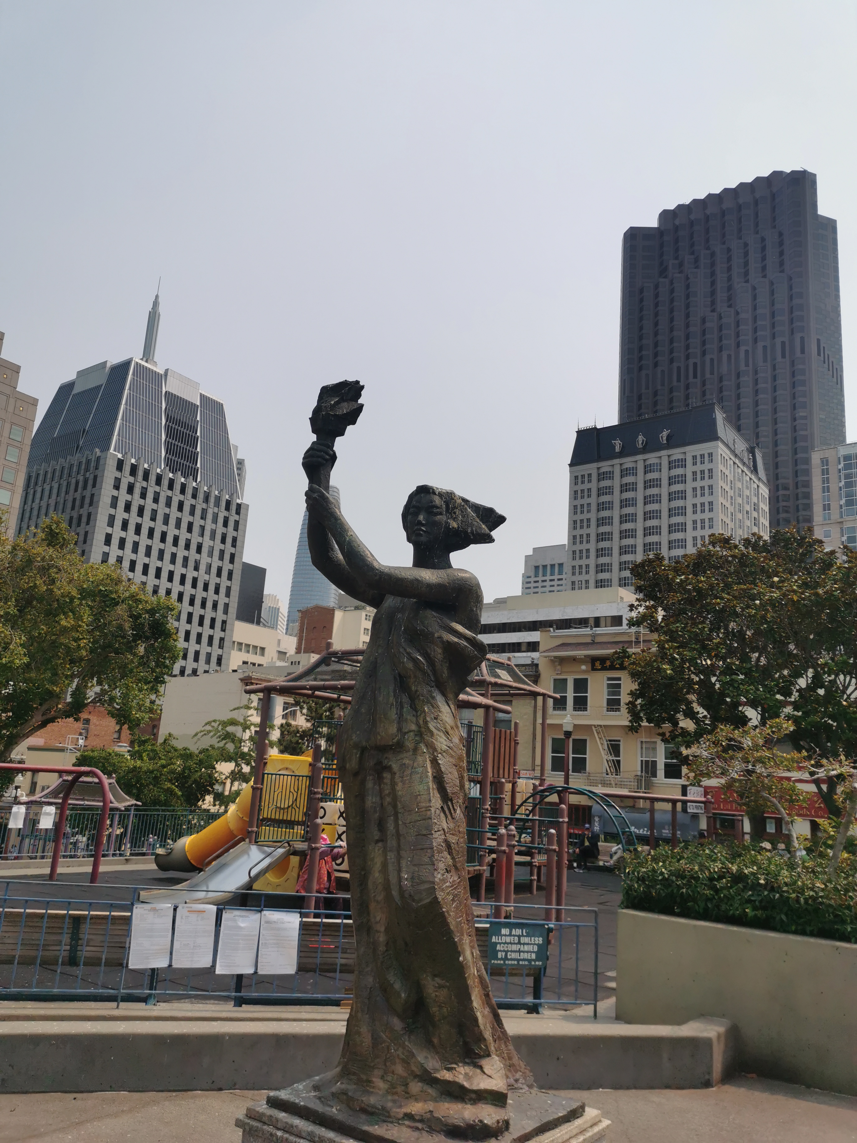 Statue of Democracy inside Chinatown, San Francisco