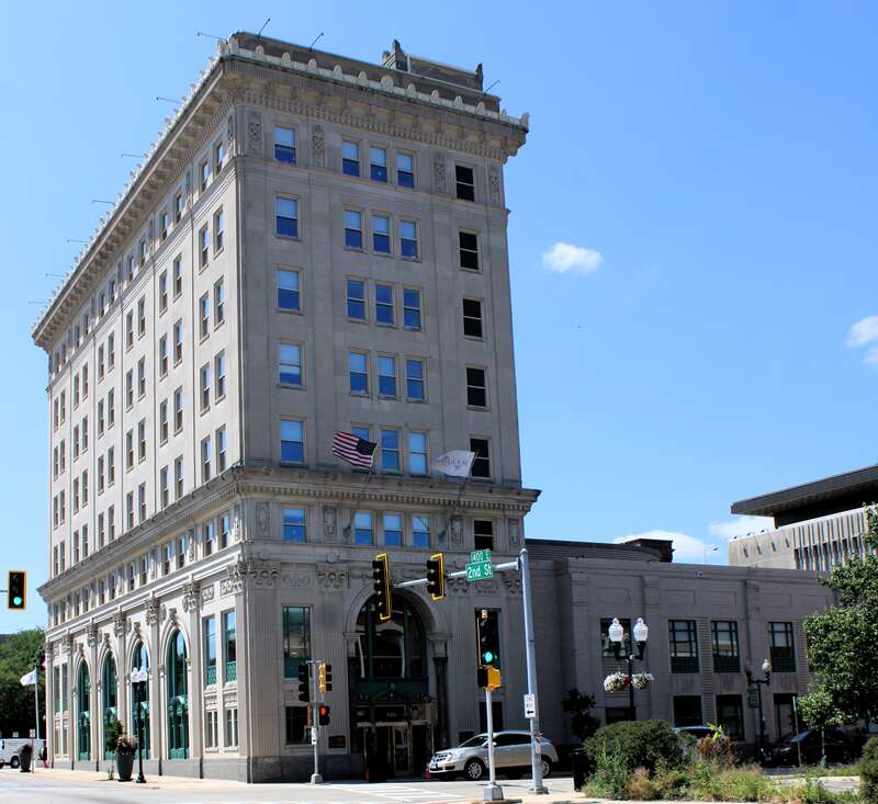 City Hall in Rockford, Illinois.