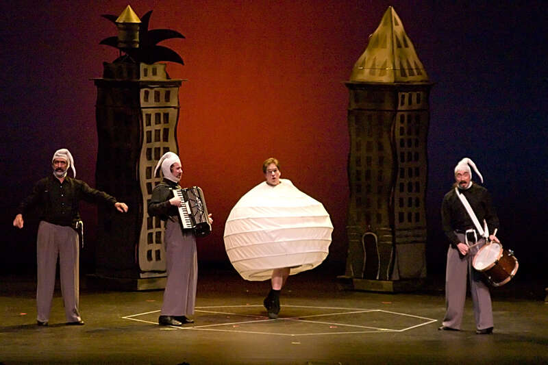 The Flying Karamazov Brothers in  "LIFE: A Guide for the Perplexed"