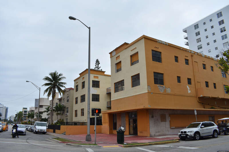 The La Corona Apartments (1924), designed by Hampton &amp; Ehman, is part of the Collins Waterfront Architectural District.