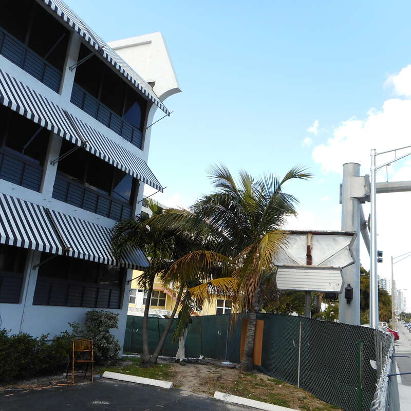 Lafayette Motel on A1A in FL being torn down