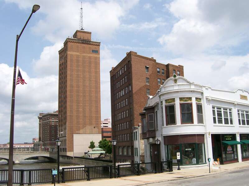 Aurora, IL, view of Stolp Island buildings from Downer Place.