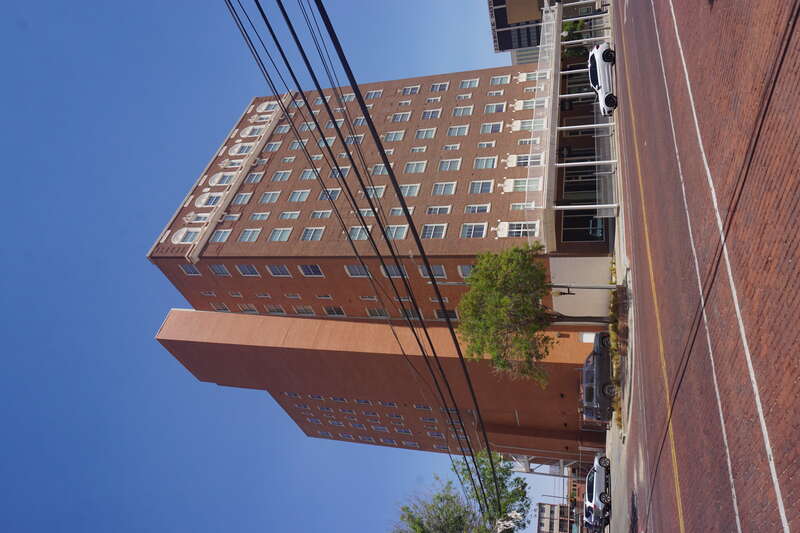 The Pioneer Pocket Hotel in Lubbock, Texas (United States).
