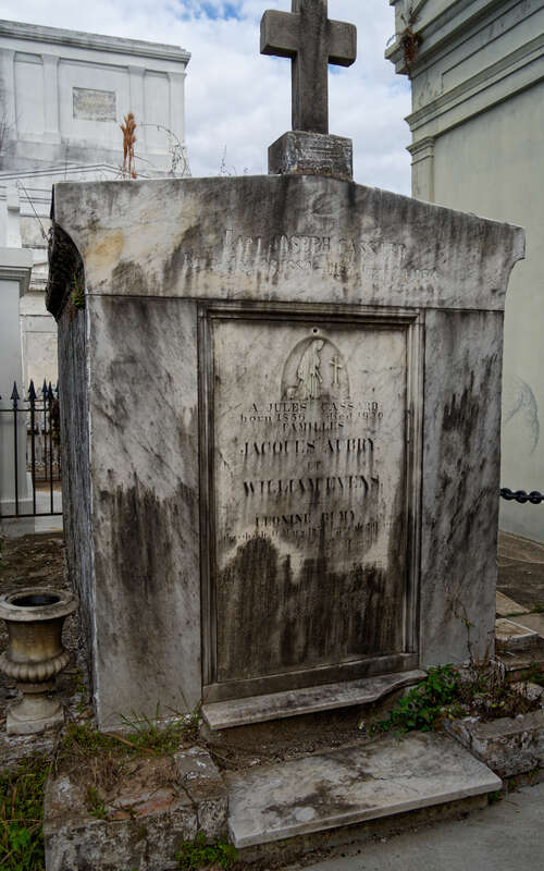 Travel to NOLA - February 2024 - St Louis Cemetery No 1 
One of New Orleans' most popular tourist attractions, St. Louis Cemetery No.1 is only able to be visited as part of a guided tour, with limited visitors allowed into the City of the Dead each