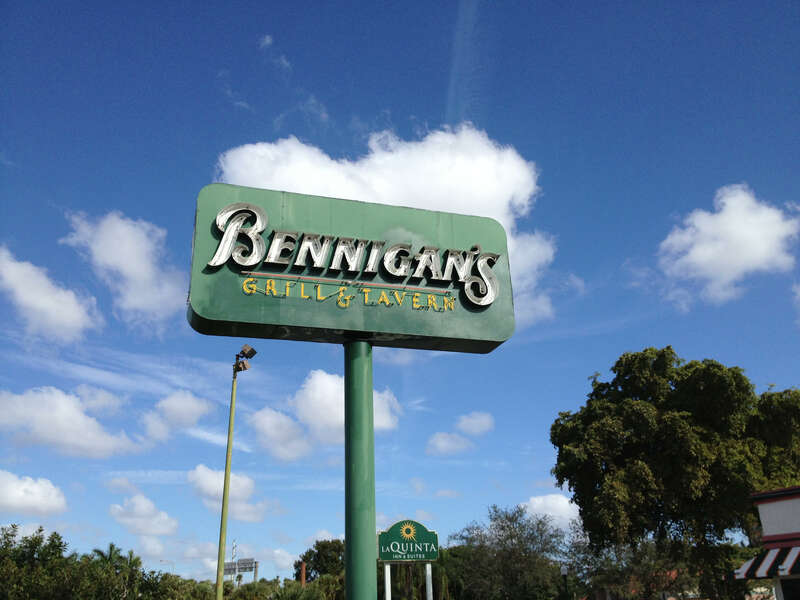 In July of 2008 all 150 of the company owned and many of the 138 franchised Bennigans closed. There are stil around 31 Bennigan's open in the United States and there are plans to open more.