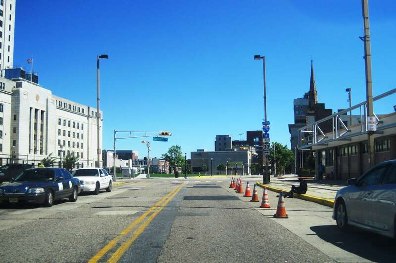 Photo of northbound County Route 551 (Broadway) in Camden, New Jersey. Photo taken looking north between Dr. Martin Luther King Boulevard and County Route 537 eastbound (Federal Street).