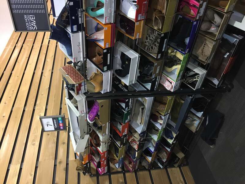 DSW, San Jose, CA