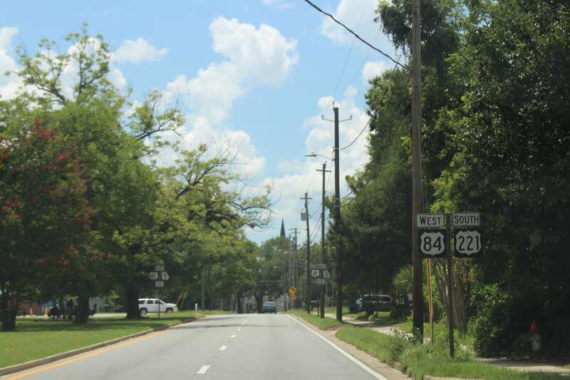 E Central Ave, Valdosta, Road sign GA84 US221, Lowndes County, Georgia