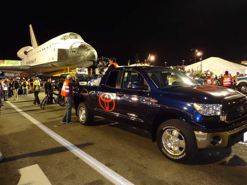 Despite what you may have thought, the Toyota truck only pulled the shuttle for the commercial, for a very short time and distance.