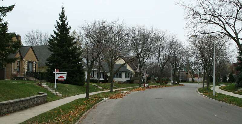 Juneau Highlands Residential Historic District, West Allis Wisconsin. National Registered Historic Place. Scene looking south on Livingston Terrace.