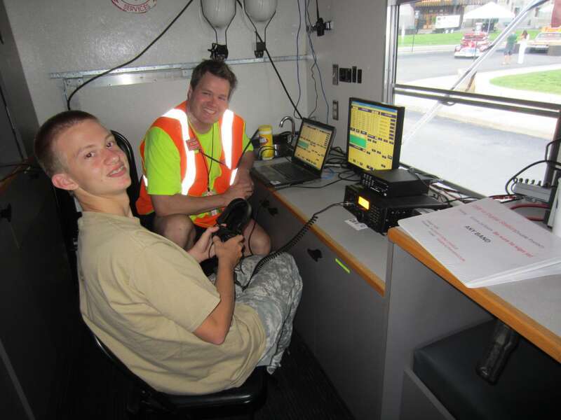 Brian and Ryan posing for the shot, making 20m SSB qso's by the dozen.