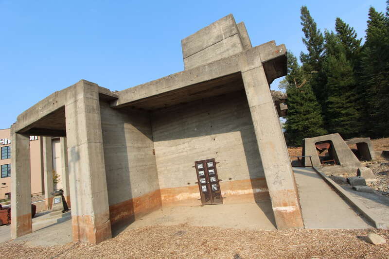 The Kutras Aggregate plant that supplied concrete to the Shasta Dam.