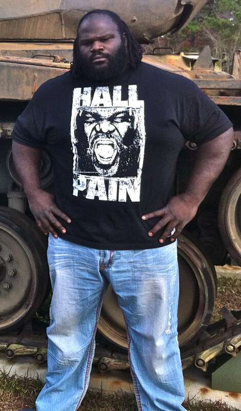 Mark Henry visits the North Carolina National Guard's Fayetteville armory on December 10, 2011.