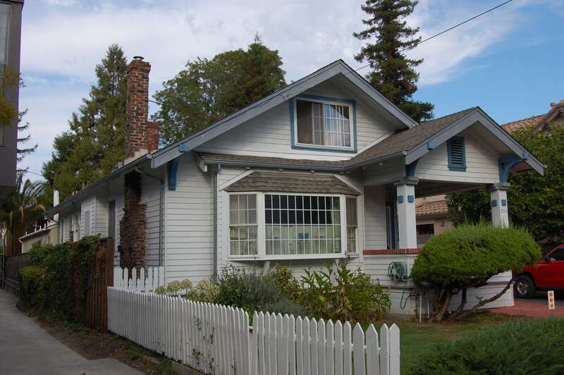 320 Highland Avenue, San Mateo, California, USA