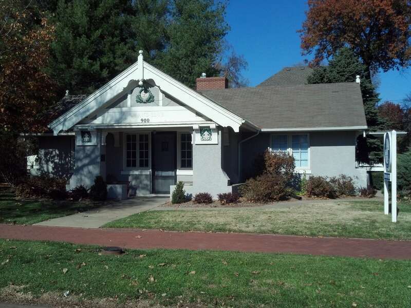 Woman's Club House, 900 Poyntz Avenue, Manhattan, Kansas