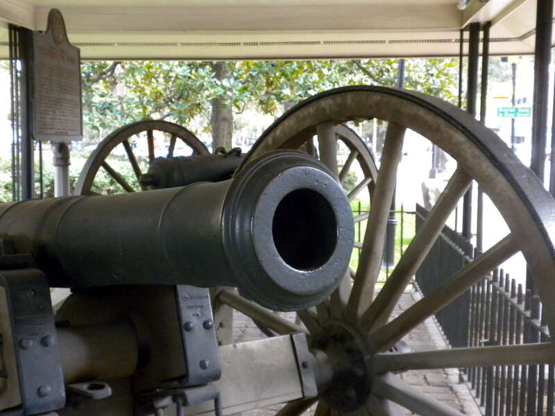 Marker reads:
These cannon, which were captured when Lord Cornwallis surrendered at Yorktown in the American Revolution, were a gift to the Chatham Artillery by President George Washington - a mark of his appreciation for the part the local military