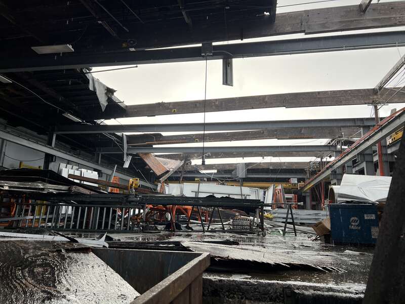 EF1 damage to a warehouse in Montebello, California.
No comments from DAT.