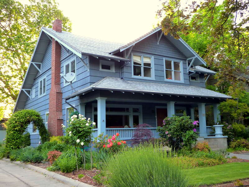 The historic C.E. Gates-Richardson House (built 1913), located at 31 Geneva Street in Medford, Oregon, United States, is listed as a contributing resource in the Medford Geneva-Minnesota Historic District. The historic district is listed on the US