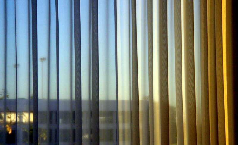 Hotel curtain